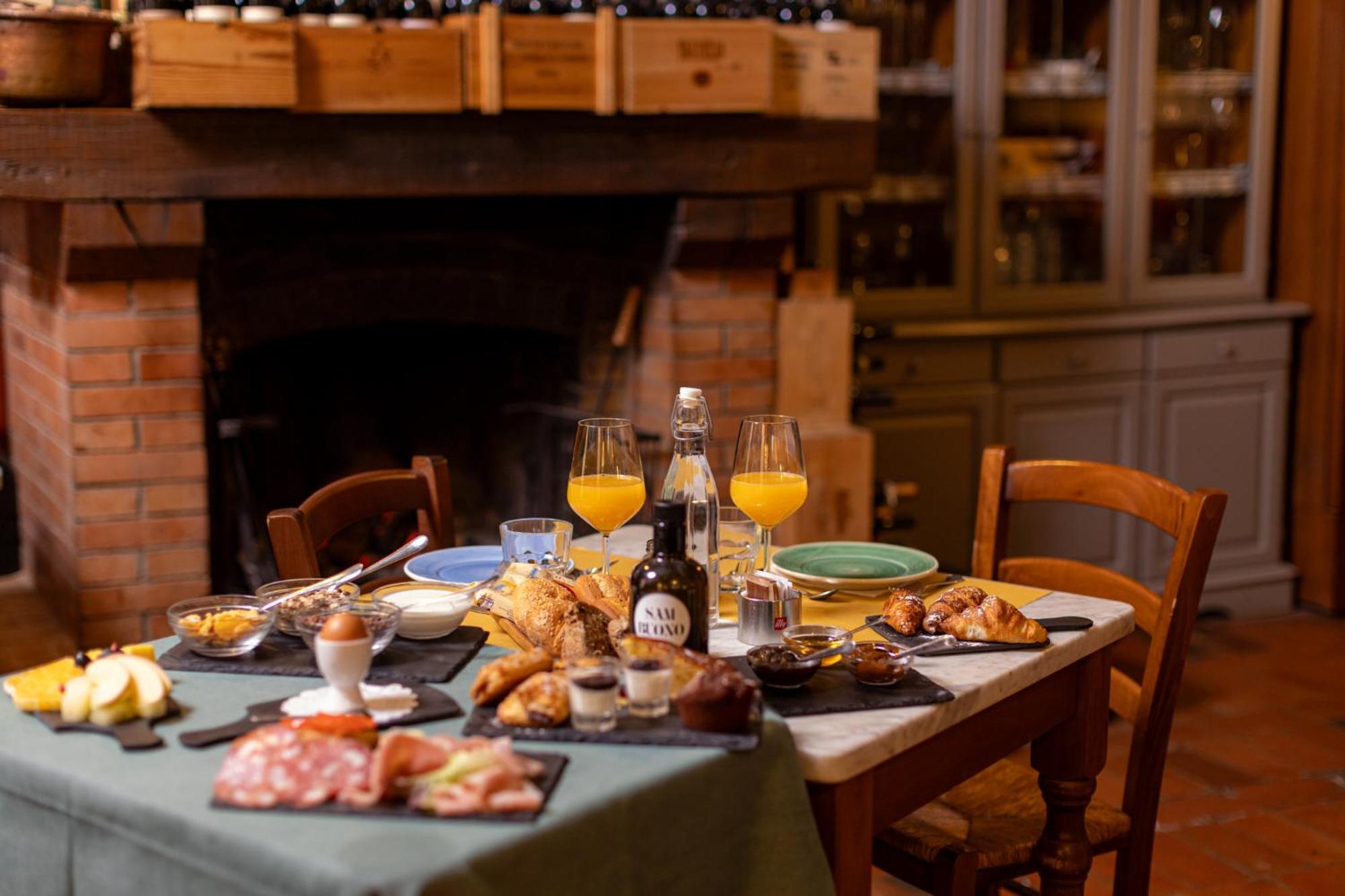 Borgo Medievale San Quirico D'Orcia B&B - Capitano Collection - Albergo Diffuso 外观 照片